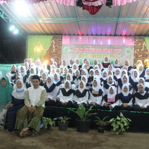 Indahnya Malam Inaugurasi Pesantren Al-Hidayat Salaman Magelang Indahnya Malam Inaugurasi Pesantren Al-Hidayat Salaman Magelang
