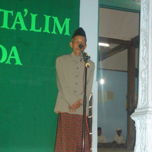 KH Muh Asnawi Sleman, Sosok Pecinta Ilmu Sepanjang Hayat KH Muh Asnawi Sleman, Sosok Pecinta Ilmu Sepanjang Hayat