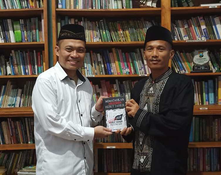 Kisah Sang Kolonel yang Salah Mondokkan Putranya