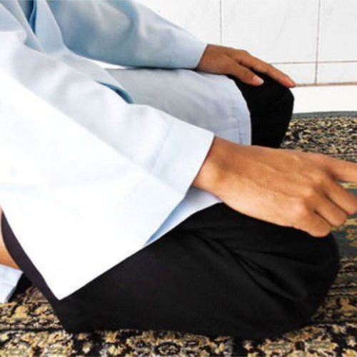 Bacaan Tahiyyat akhir Latin Arti Serta Penjelasannya