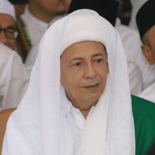 Jangan Kau Hina Guru Kami Maulana Habib Lutfi bin Yahya