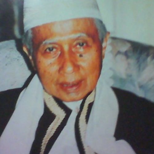 Kisah Abah Anom Mendidik Muridnya di Dasar Lautan