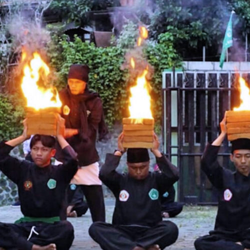 Rahasia Sholawat Kunci Ilmu Penatas dan Ilmu Hikmah