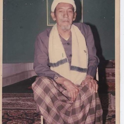 KH Ahyat Chalimy Jadi Sekretaris PCNU Mojokerto Saat Usia 20 Tahun KH Ahyat Chalimy Jadi Sekretaris PCNU Mojokerto Saat Usia 20 Tahun