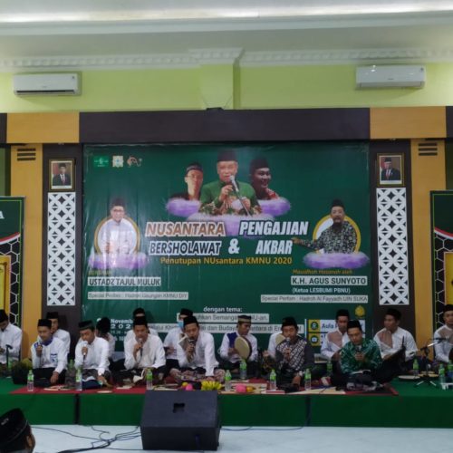 Sempat Diguyur Hujan NUsantara Berholawat Tetap Berlangsung Ramai