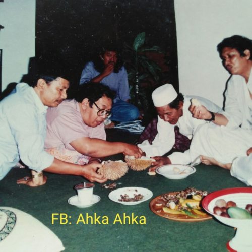 Doa di Makam Mbah Hasyim, Mbah Liem Beri Isyarat Langit untuk Gus Dur