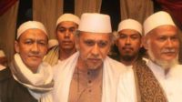 Kisah Iwan Fals Berziarah di Makam Sunan Drajat