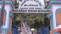 Mengapa Ada Waliyullah Punya Banyak Makam?
