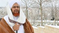 Cara Komunikasi Dengan Wali Menurut Habib Umar Bin Hafidz