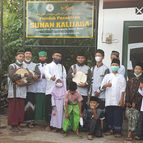 Kyai Kampung Dukung Vaksinasi Anti Covid-19