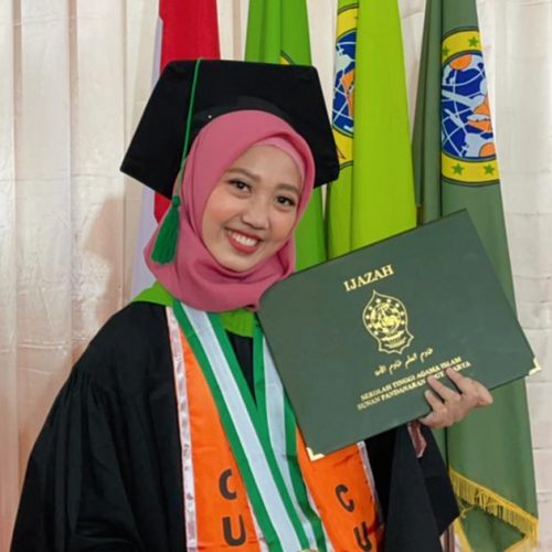 Hafal Qur'an 30 Juz, Rohmah Buka Rahasia Jadi Lulusan Terbaik STAISPA