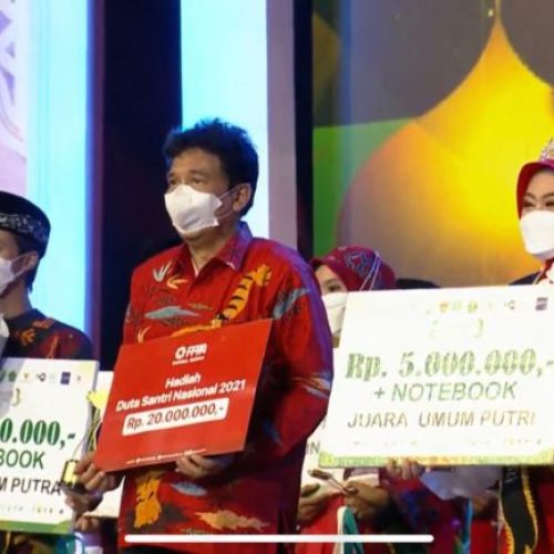 Daftar Pemenang Duta Santri, Santri Award, dan Festival Halal Fashion 2021 Daftar Pemenang Duta Santri, Santri Award, dan Festival Halal Fashion 2021
