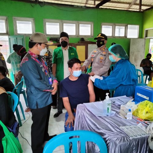 Vaksinasi Pemuda Ansor dari Samarinda Untuk Indonesia Pulih
