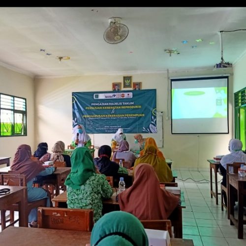 Fatayat NU Piyungan dan Banguntapan Gelar Penyuluhan Kesehatan Reproduksi 