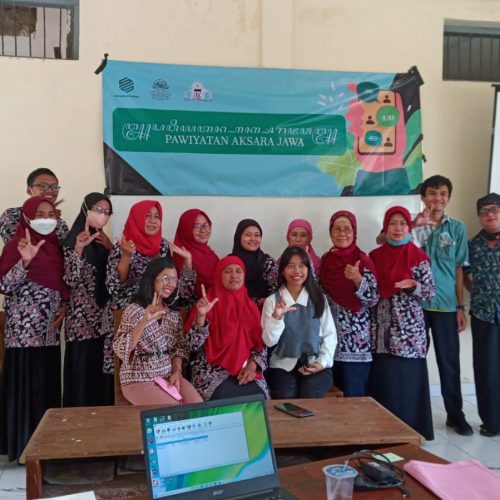 SMP Maarif Gamping Gelar Pawiyatan Aksara Jawa Menuju Sekolah Bebasis Budaya SMP Maarif Gamping Gelar Pawiyatan Aksara Jawa Menuju Sekolah Bebasis Budaya