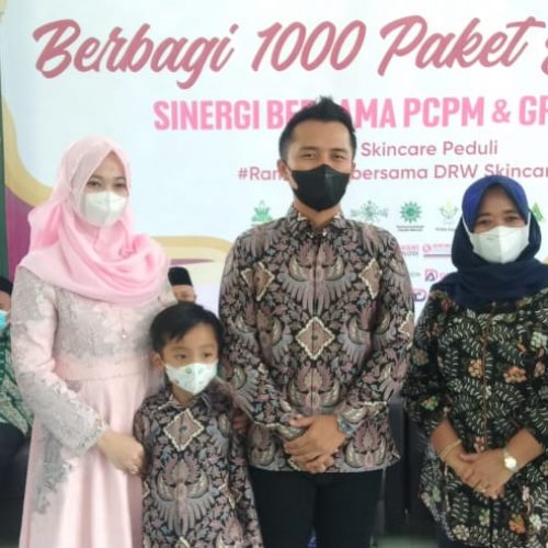Gandeng GP Ansor dan Pemuda Muhammadiyah Depok DRW SkinCare Bagikan 1000 Paket Sembako
