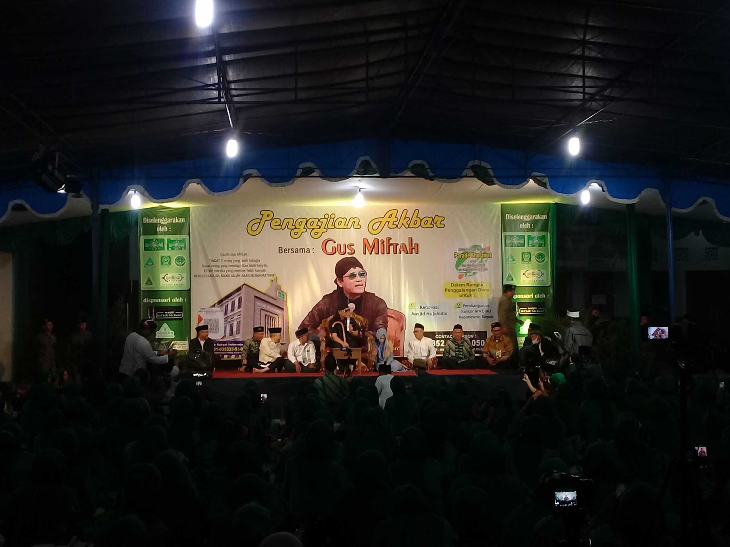 pengajian akbar dan penggalangan dana